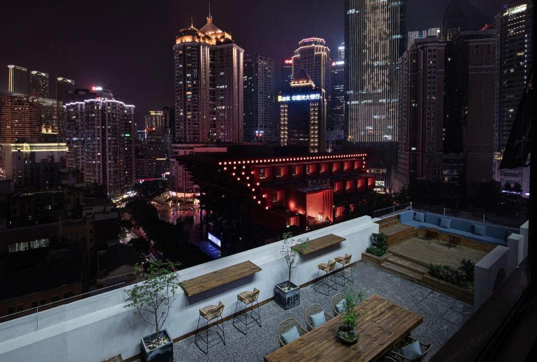 Walling Hotel - Chongqing Jiefangbei Hongyadong ภายนอก รูปภาพ